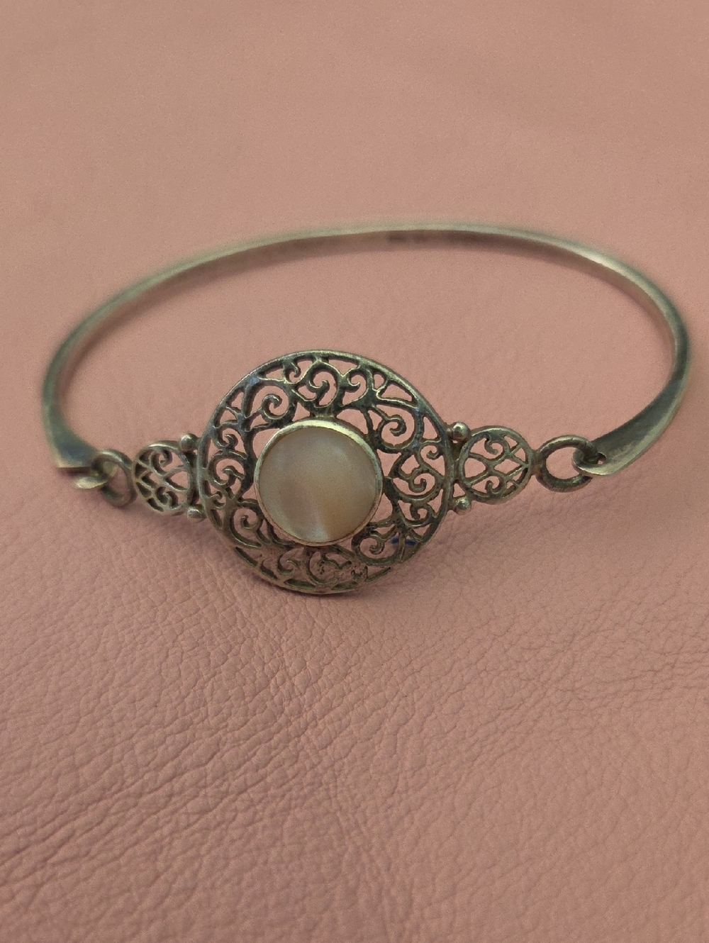 Sterling Silver Filigree Mother-of-Pearl Bangle Bracelet - Elegant Women Jewelry